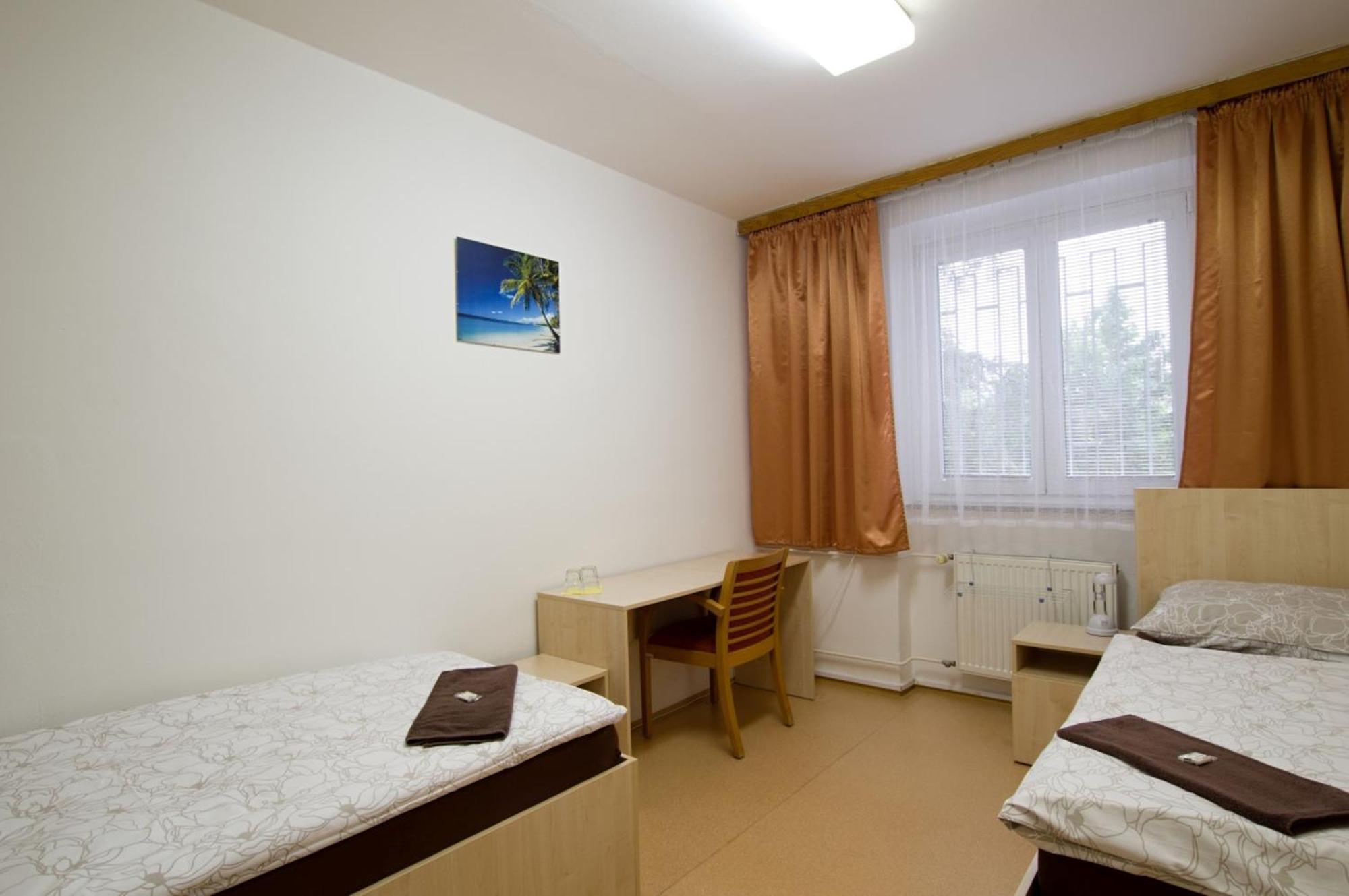 Tauferovy Koleje Brno Exterior foto