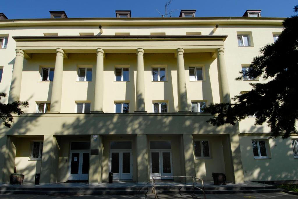 Tauferovy Koleje Brno Exterior foto